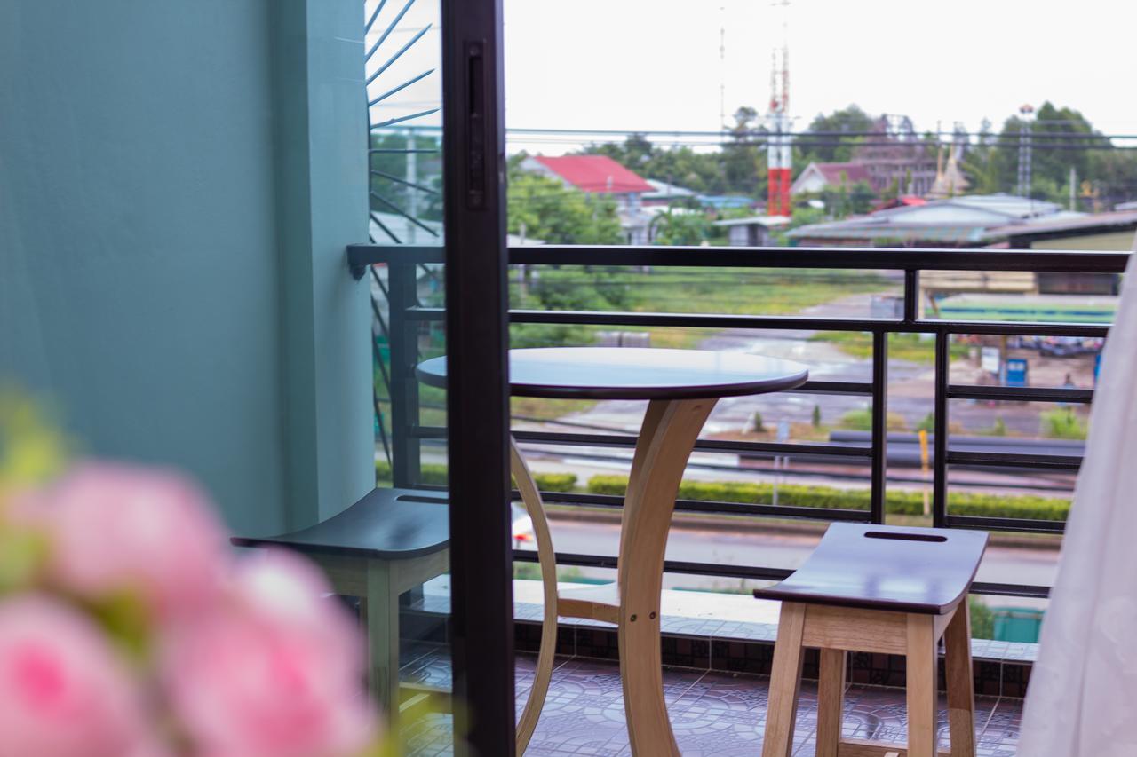 Hotel Samrong Garden Udon Thani Exterior foto