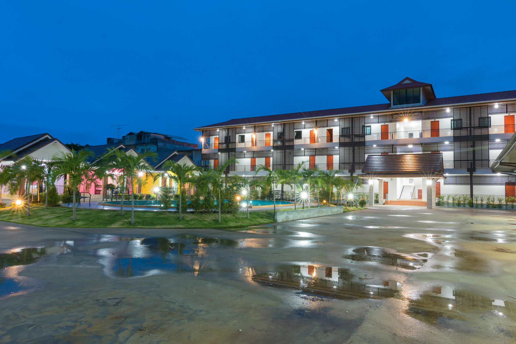 Hotel Samrong Garden Udon Thani Exterior foto